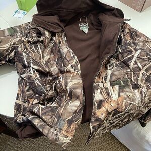 Cabela's Brown Outdoor Jacket, drake
